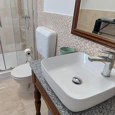 Odu Vendeghaz * Badacsonytordemic